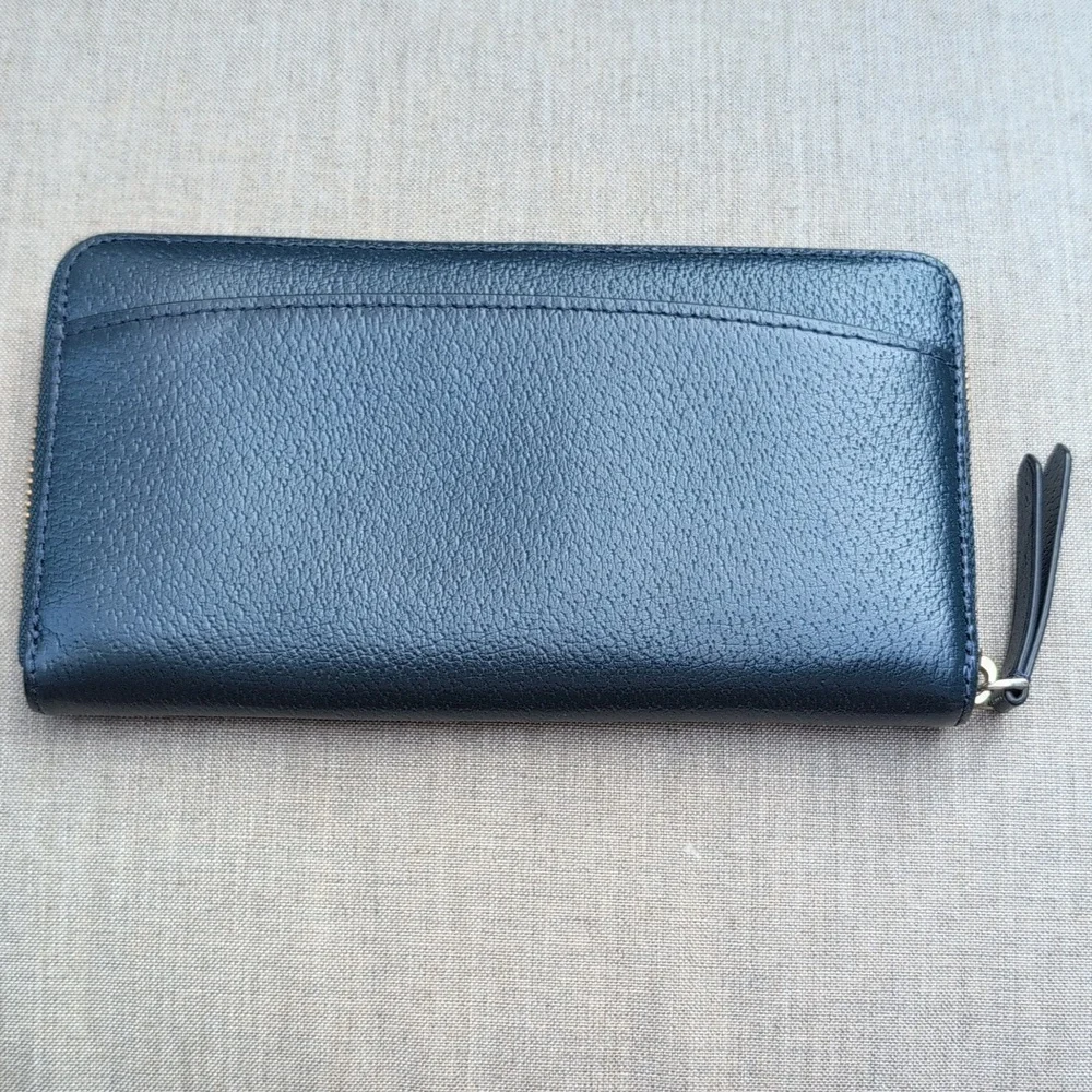 Kate Spade Accordion Zip Leather Wallet In Navy Blue EUC - Picture 3 of 9